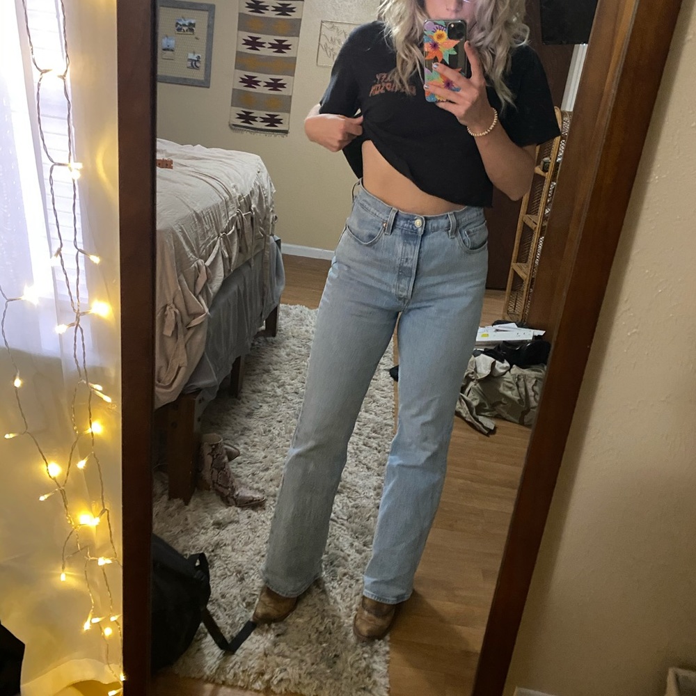 Levis red tab rib cage flair jeans